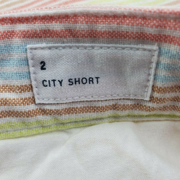 CC - Gap Womens Shorts 2 City Short Mid Rise Red Yellow Blue Stripe Casual NWT - Picture 8 of 10
